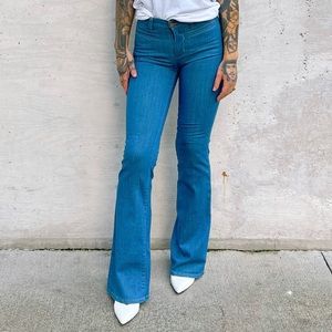 * MIH MARAKESH/Preowned Women’s High Waisted Kick Flare Denim in Med Blue sz 24